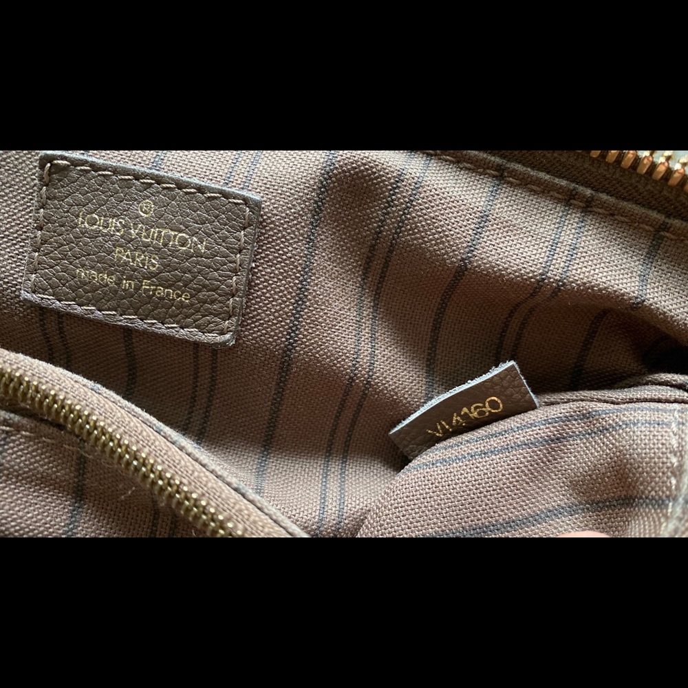 LOUIS VUITTON Empreinte Lumineuse PM Bag - Picture 13 of 14